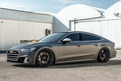 vrforged-d05-gblk-21in-audi-s7-gray-1