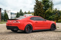 vrforged-d09-matte-black-camaro-z28-red-2