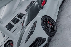 vrforged-d01-gblk-corvette-c8-white-janky-1