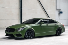 vrforged-d03r-gloss-black-20in-mercedes-cls500-green-1