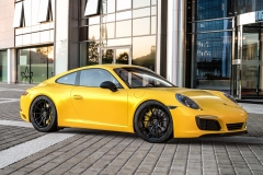 vrforged-d03r-gloss-black-porsche-991-carrera-yellow-1