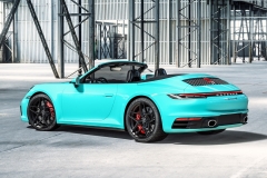 vrforged-d04-matte-black-porsche-992-carrera-cab-tiff-blue-2