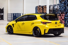 vrforged-d10-mblk-18in-toyota-gr-corolla-yellow-2