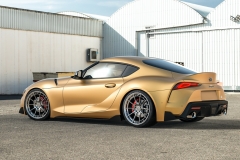 vrforged-supra-a90-d03r-hyper-black-gold-car-2