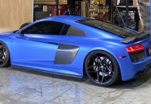 Ara Blue Crystal Audi R8 with D04 Forged 20/21-Inch Wheels
